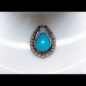 🔥4/$20 Bright turquoise blue tear drop pendant